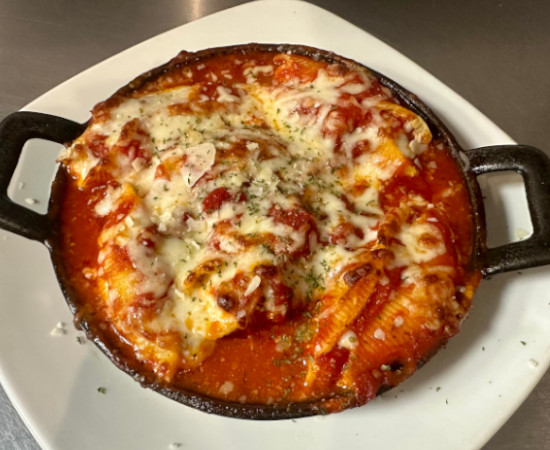 OVEN BAKED STUFFED SHELLS image